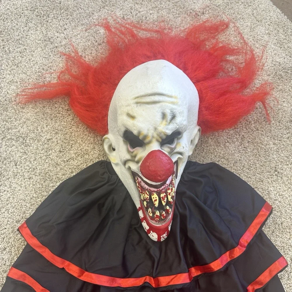Crouchy The Clown Adult Medium M Spirit Halloween Costume Cosplay EUC No Gloves - Picture 2 of 14